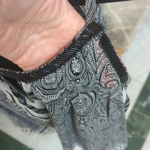 INC Size M Black and White print blouse with shoulder cutout. - Picture 9 of 10